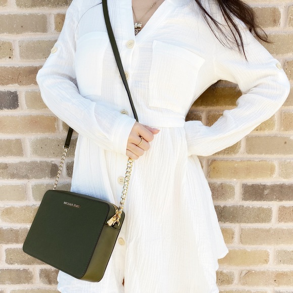 Gaby’sBags👜💕-NWT Michael Kors Crossbody Green - Picture 5 of 8